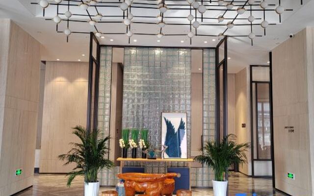 Yunlu Hotel (Southwest International Trade City, Guanshanhu District, Guiyang)