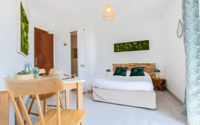 Hôtel Almanarre Plage