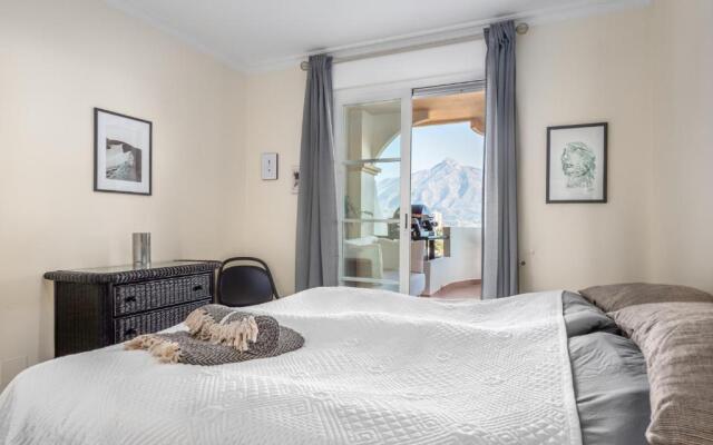 Beautiful 2 bed Apt with amazing views - RDR203
