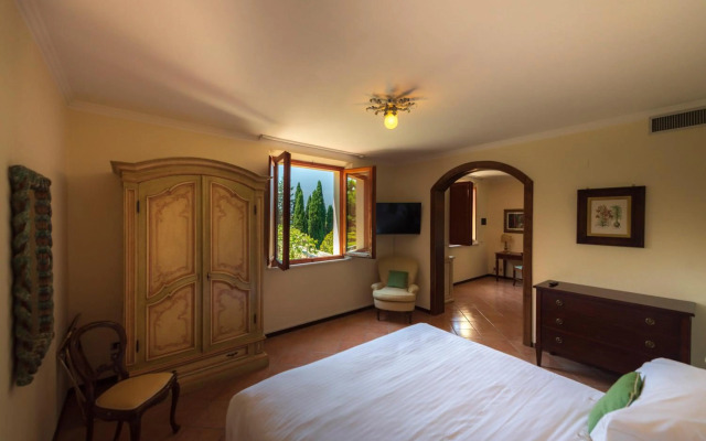 Villa Scacciapensieri Boutique Hotel