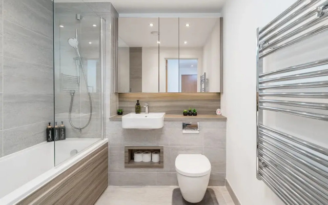 Madika Homes Stunning 2-bed Apartment in Colindale