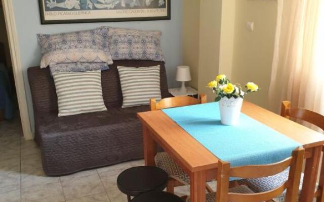 Tolis Apartments