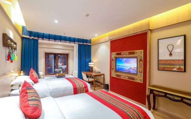 The 5th Meteorite Glory Hotel