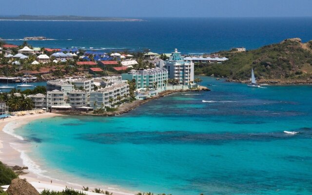 Oyster Bay Beach Resort