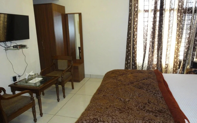 The Shradha Hotel