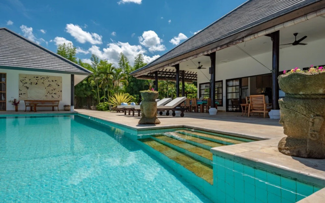 Villa Lovina Beach 1