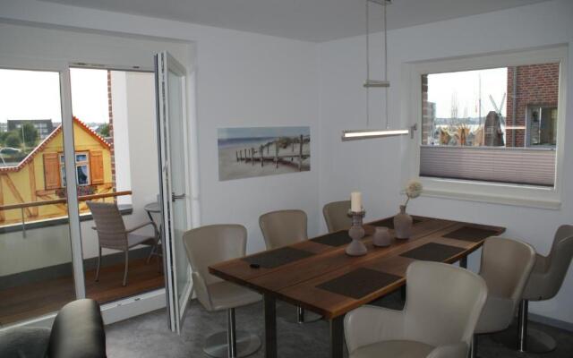 Hafenpanorama mit Meerblick & Parkplatz - ABC173