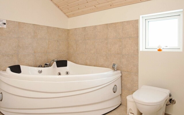 Serene Holiday Home in Dannemare With Indoor Whirlpool