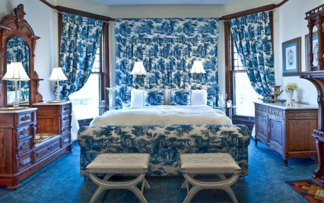Baker House Hotel