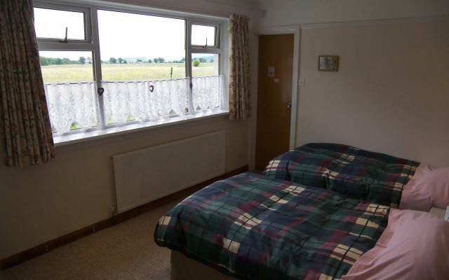Hillview Cottage