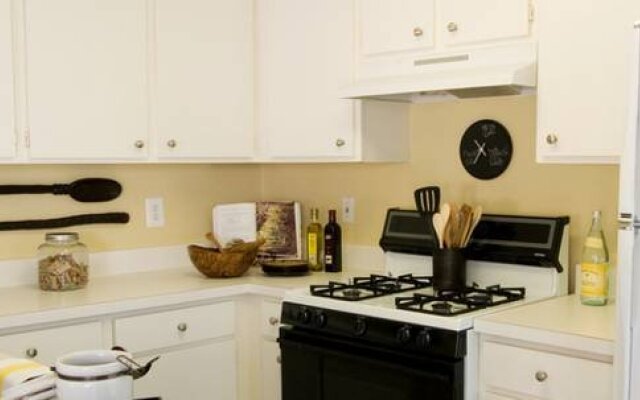 BridgeStreet at Gramercy at Town Center