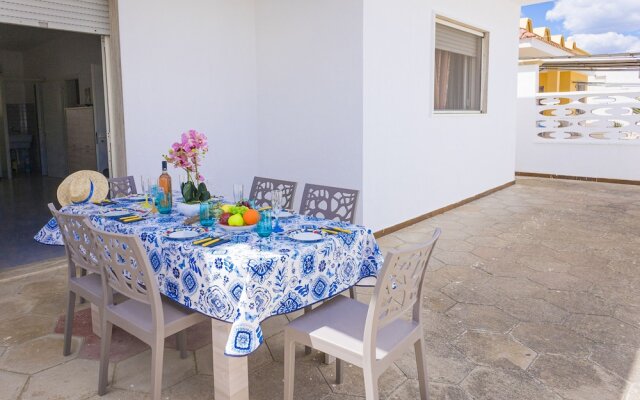 Villetta Punta Grossa short walk to beach