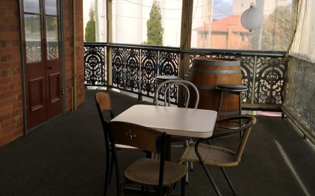 Carrollee Hotel
