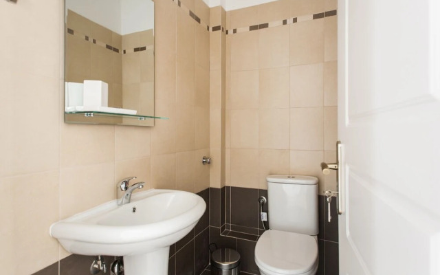 UPSTREET Superb & Comfy 2 BD Apt-Marousi