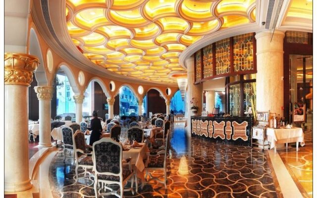 Zhuhai Dionysus Hotel