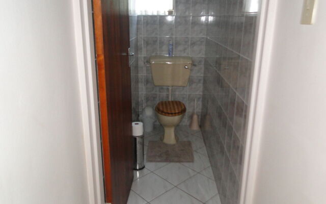 Bluewater Beach Accommodation
