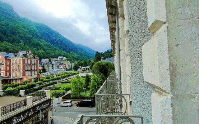 Appartement Cauterets, 2 pièces, 6 personnes - FR-1-234-153