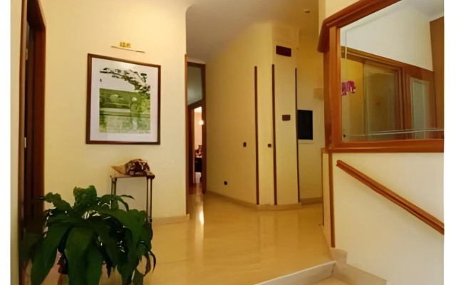 Roma Room