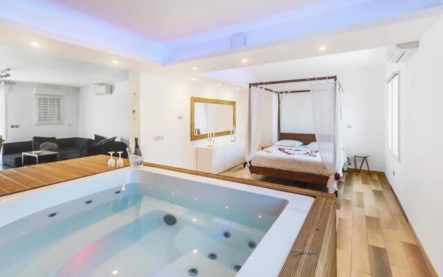 Suite Pointe Rouge Jacuzzi SPA