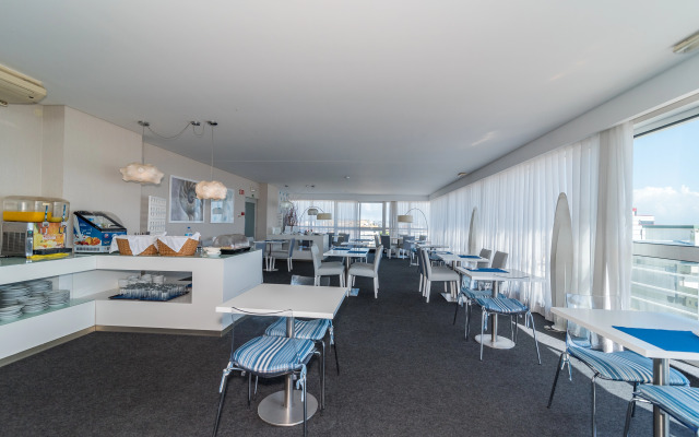 Costa de Prata Hotel