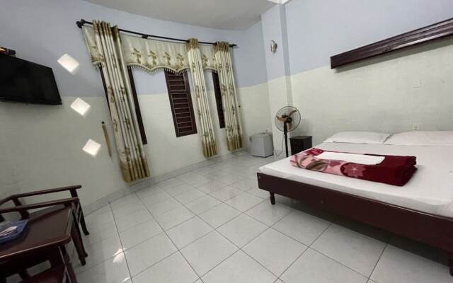 Hong An Motel