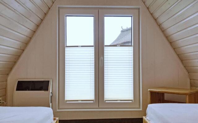 An der Steilküste Finnhütte 02