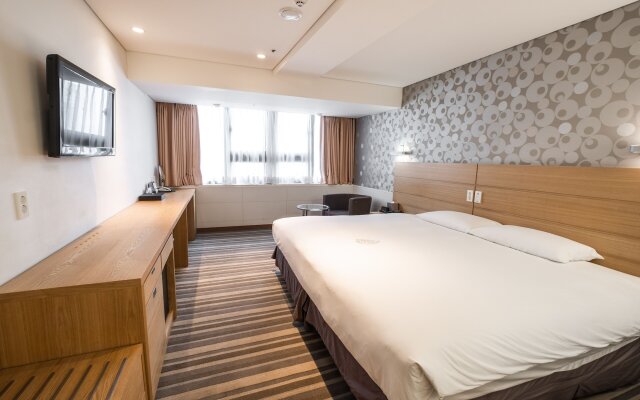 Nine Tree Hotel Myeongdong