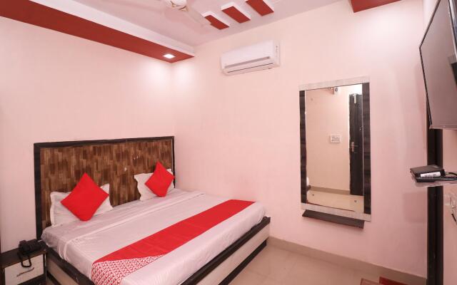 OYO Flagship 30716 Anand Residency