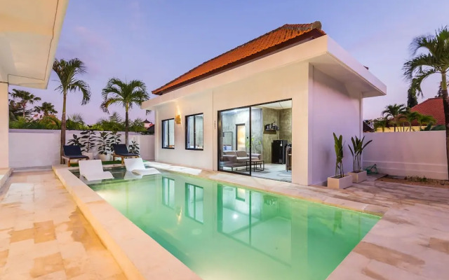 Modern Industrial VIP studio-Umalas