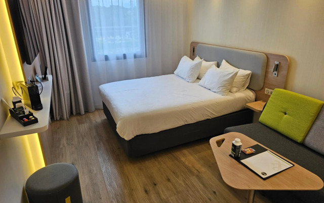 B&B HOTEL Deauville-Touques