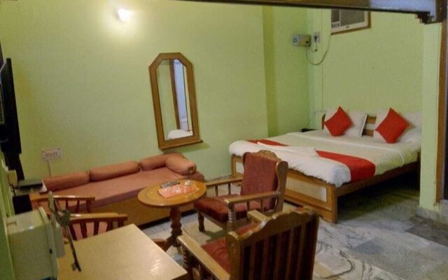 Hotel Divya