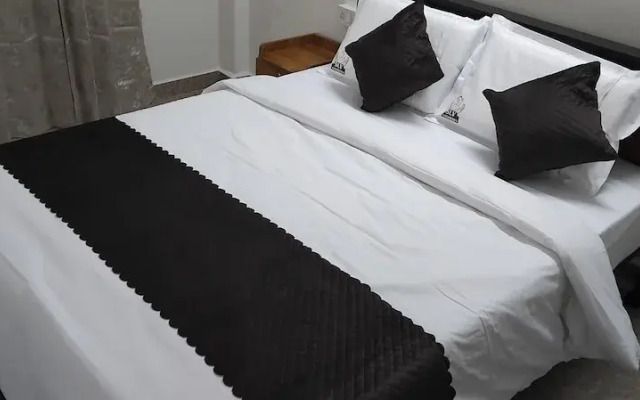 SLV Aashraya Apartment Stay