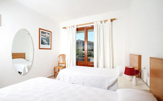 Villa - 4 Bedrooms with Pool and WiFi - 108746