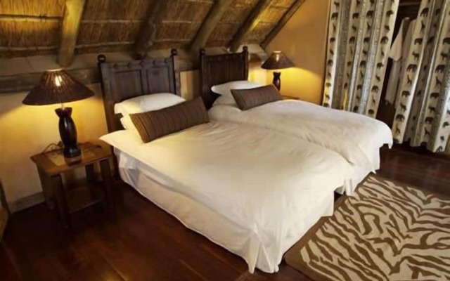 Deception Valley Lodge