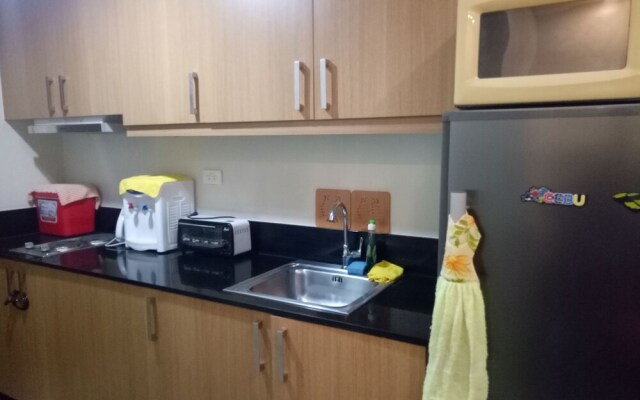 Jona's Place at Shell Residences