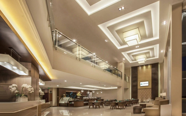 M Premiere Hotel