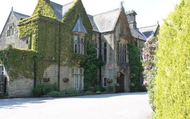 Oakwood Hall Hotel