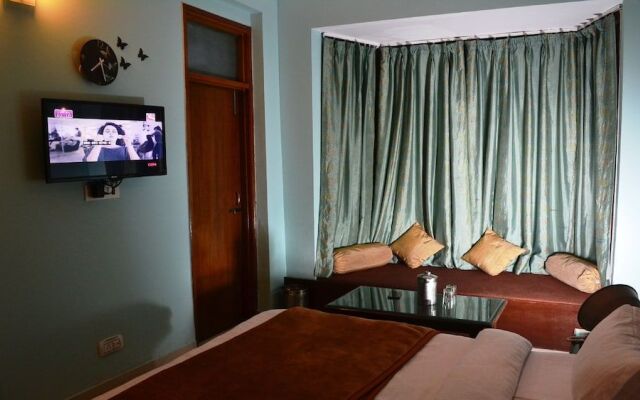 Hotel Majestic Oak Bush