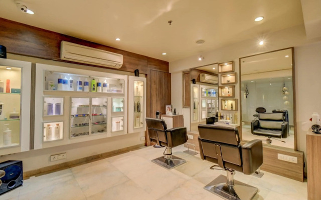 The SSK Solitaire Hotel & Banquets