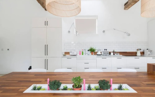 Simple Coastal Luxury Near Southwold Sleeps 10