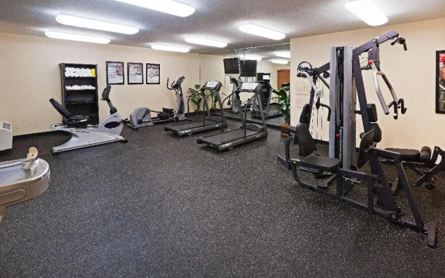 Candlewood Suites Wichita Falls @ Maurine St.