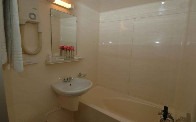 Hôtel Restaurant Maison Blanche