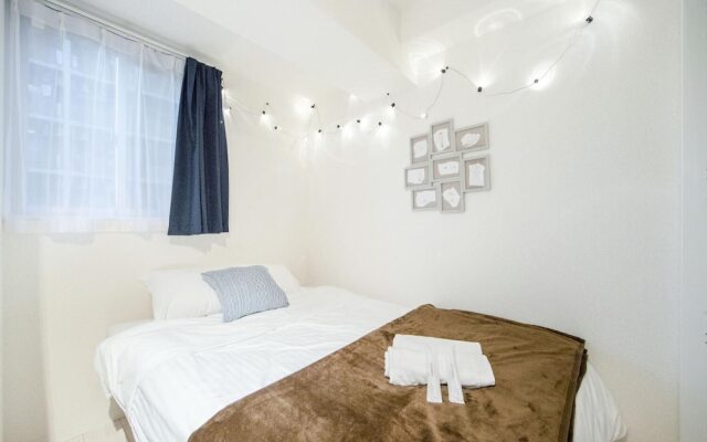 Naniwa Tsutenkaku Residence