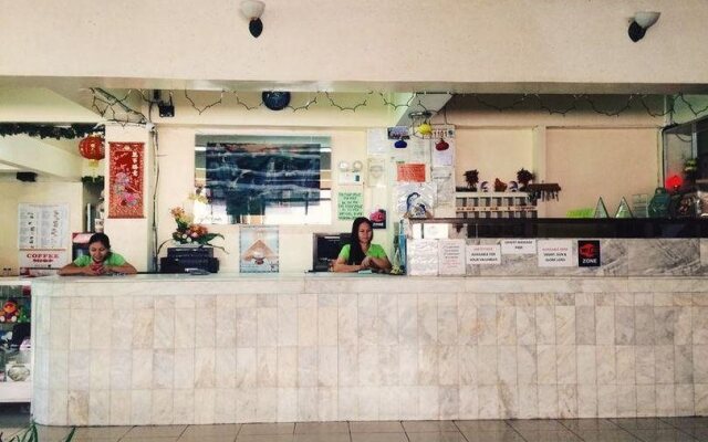 Mindoro Plaza Hotel