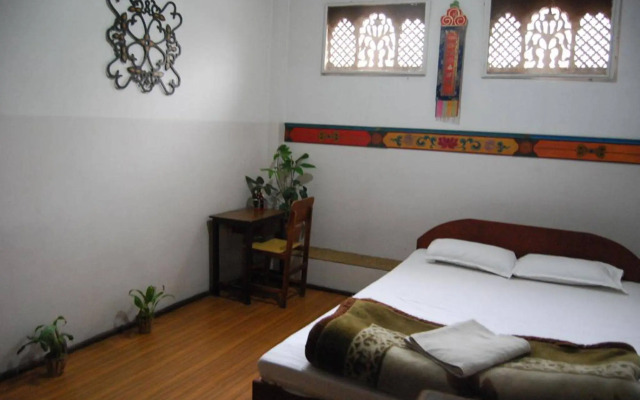 Boudha Inn Meditation Center