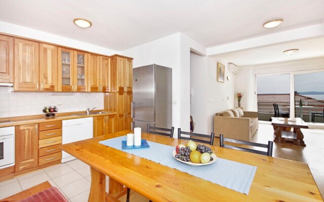 Stunning Apartment in Makarska With Wifi and 2 Bedrooms