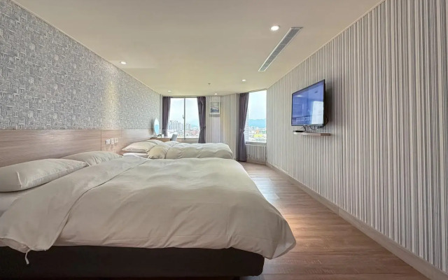 Golden Pacific Hotel- Taichung