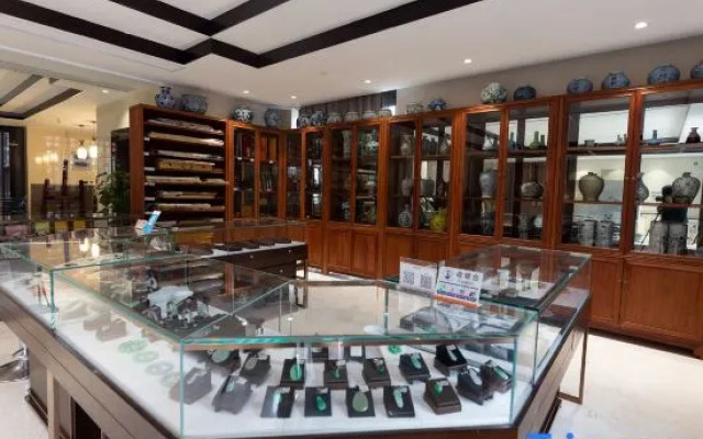 Zheyue Hotel (Shaoxing Lu Xun Hometown Cangqiao Straight Street)