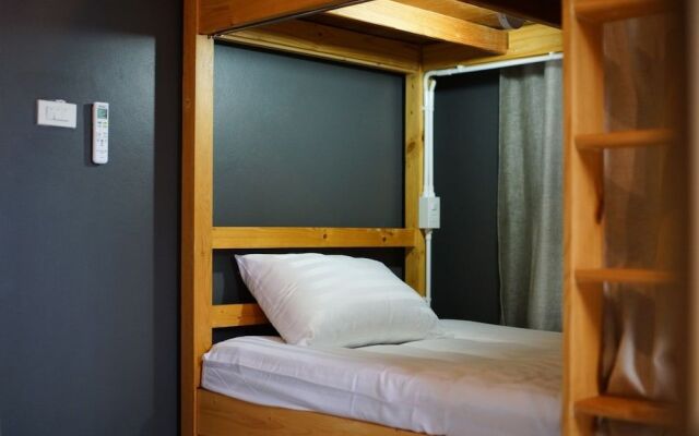 Nine Nimman Chiang Mai - Hostel