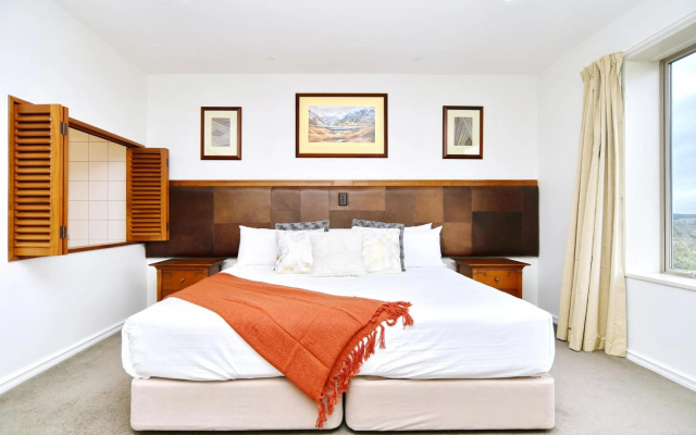 High Country Villa 250 - Christchurch Holiday Homes – Guest Rooms – Darfield